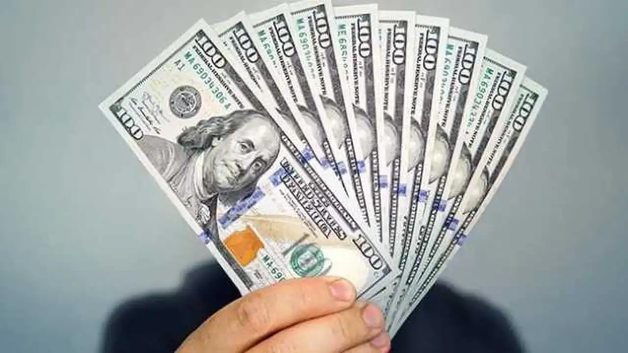 تراجع طفيف في سعر الدولار بنهاية تعاملات يوم 16 مارس 2026